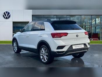 Used Volkswagen T-Roc 2018 for sale - 76766378: Photo