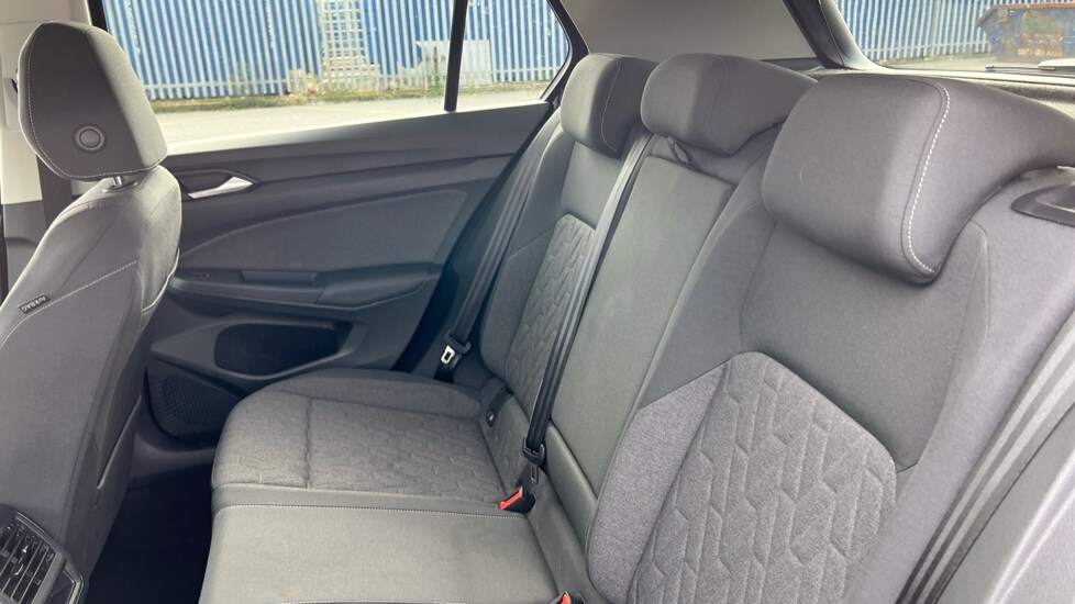 Used Volkswagen Golf 2024 for sale - 76161288: Photo 15