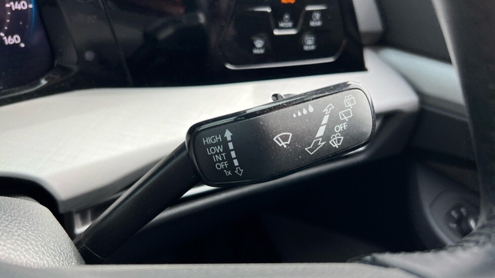 Used Volkswagen Golf 2024 for sale - 76161288: Photo 32