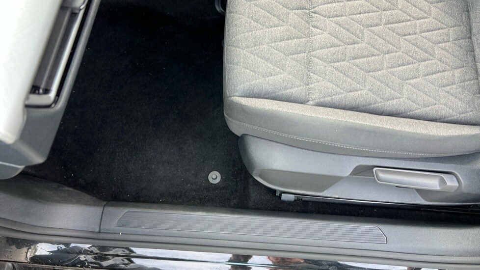 Used Volkswagen Golf 2024 for sale - 76161288: Photo 39