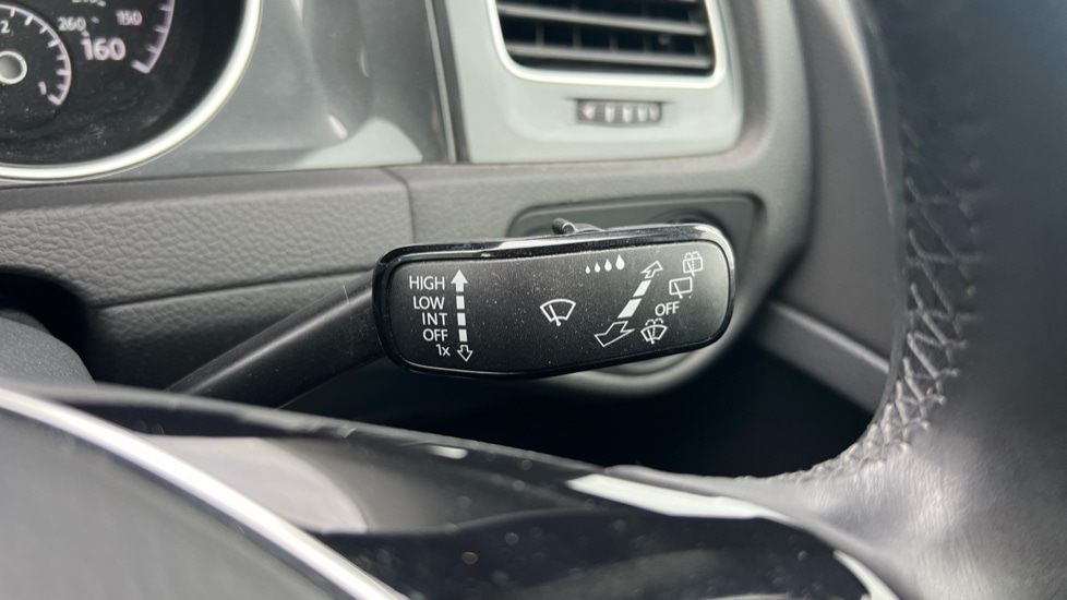 Used Volkswagen Golf 2019 for sale - 76475005: Photo 32