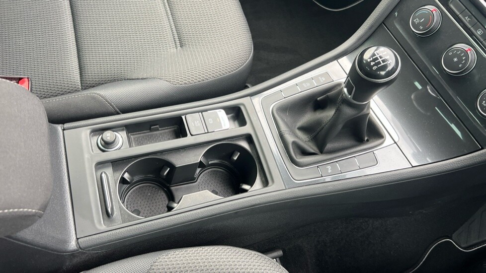 Used Volkswagen Golf 2019 for sale - 76475005: Photo 35