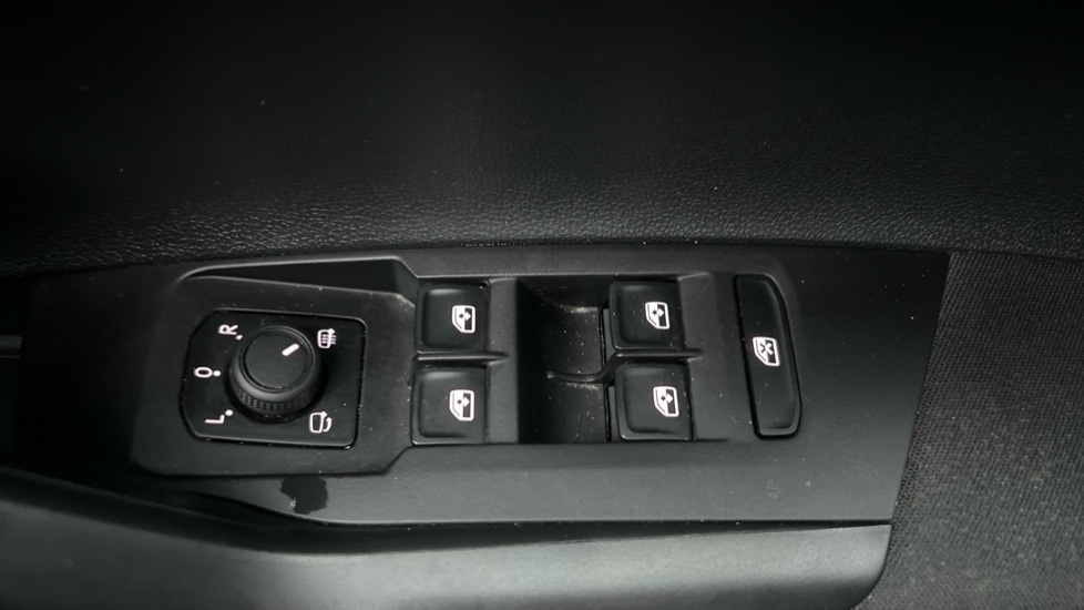 Used Volkswagen Polo 2023 for sale - 76749947: Photo 41