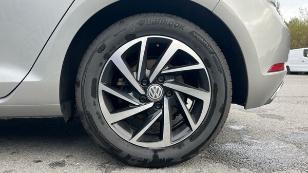 Used Volkswagen Golf 2019 for sale - 76066882: Photo 19