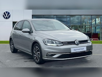 Volkswagen - Golf