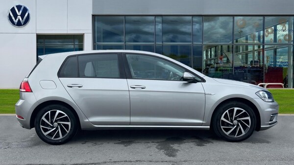 Used Volkswagen Golf 2019 for sale - 76066882: Photo 4