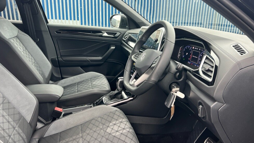 Used Volkswagen T-Roc 2025 for sale - 76438061: Photo 21