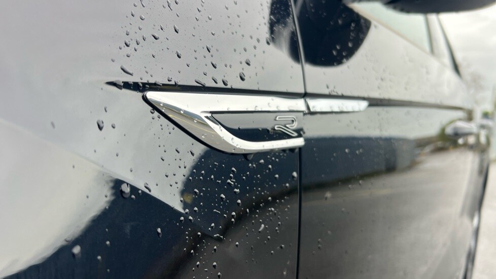 Used Volkswagen T-Roc 2025 for sale - 76438061: Photo 28