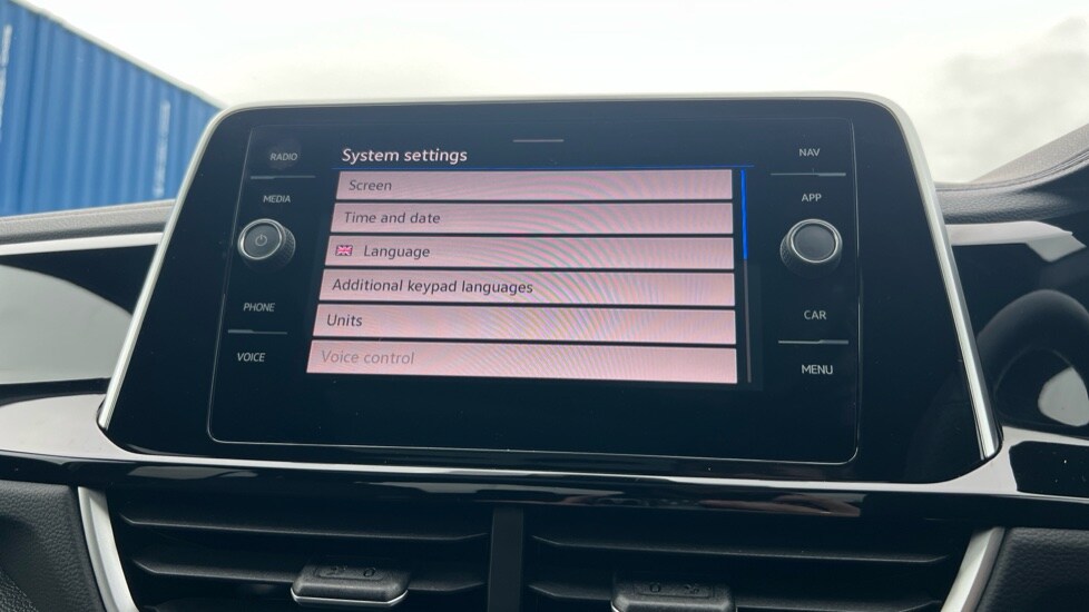 Used Volkswagen T-Roc 2025 for sale - 76438061: Photo 72