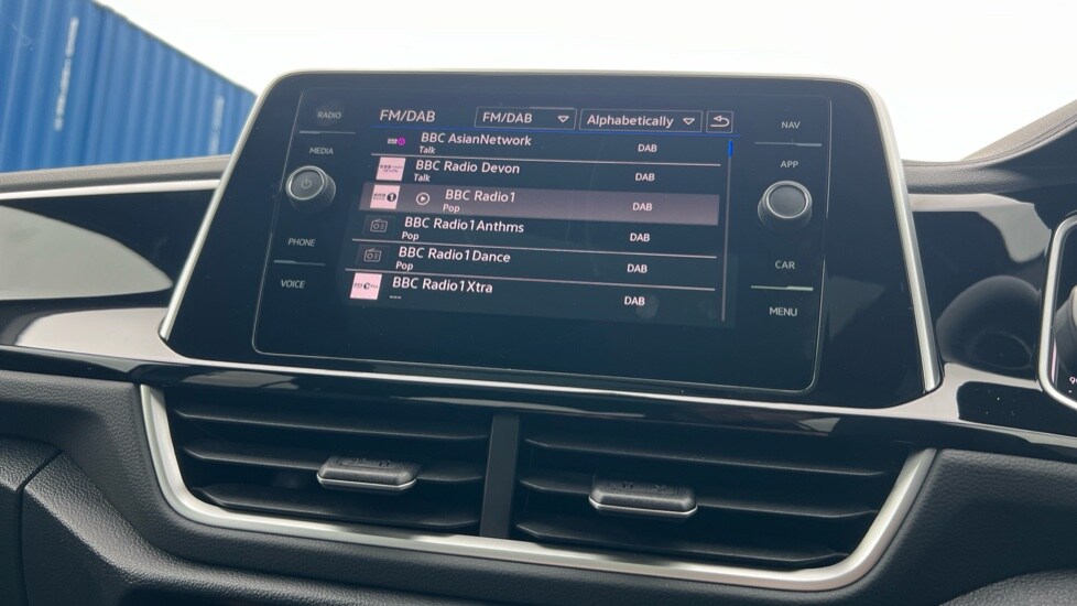 Used Volkswagen T-Roc 2025 for sale - 76438061: Photo 74