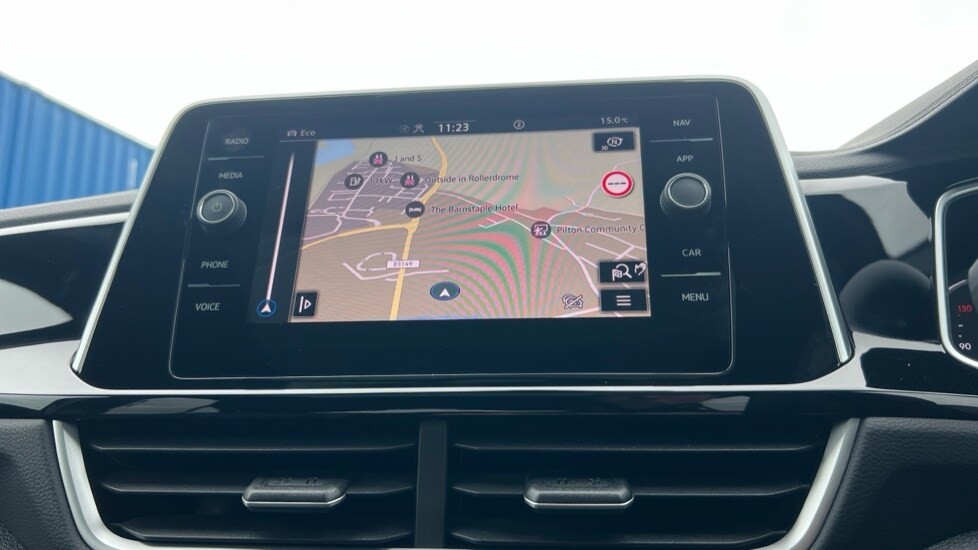 Used Volkswagen T-Roc 2025 for sale - 76438061: Photo 75