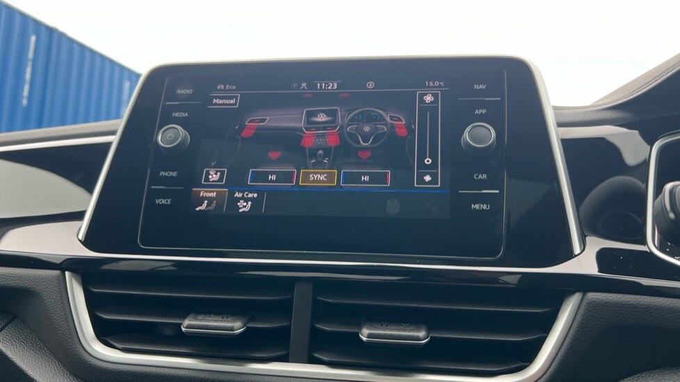 Used Volkswagen T-Roc 2025 for sale - 76438061: Photo 77