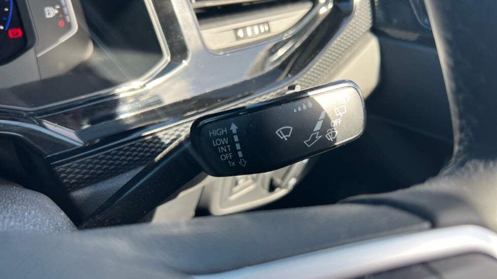 Used Volkswagen Polo 2022 for sale - 75534240: Photo 32