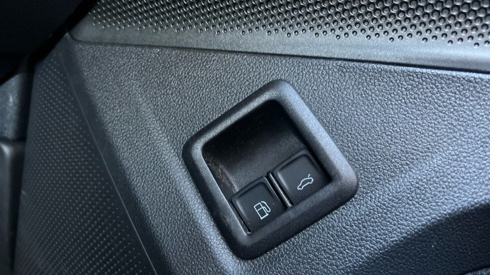 Used Volkswagen Tiguan 2024 for sale - 76540054: Photo 65