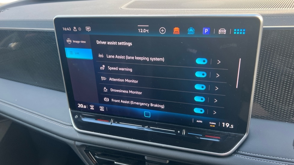 Used Volkswagen Tiguan 2024 for sale - 76540054: Photo 76