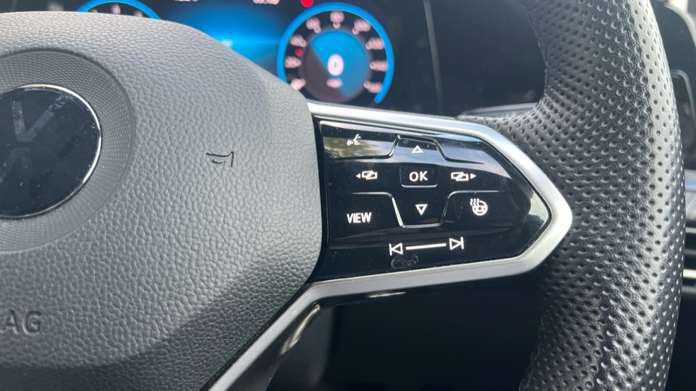 Used Volkswagen Golf 2022 for sale - 76410542: Photo 31