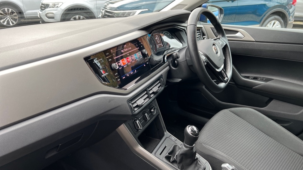 Used Volkswagen Polo 2021 for sale - 76519340: Photo 2