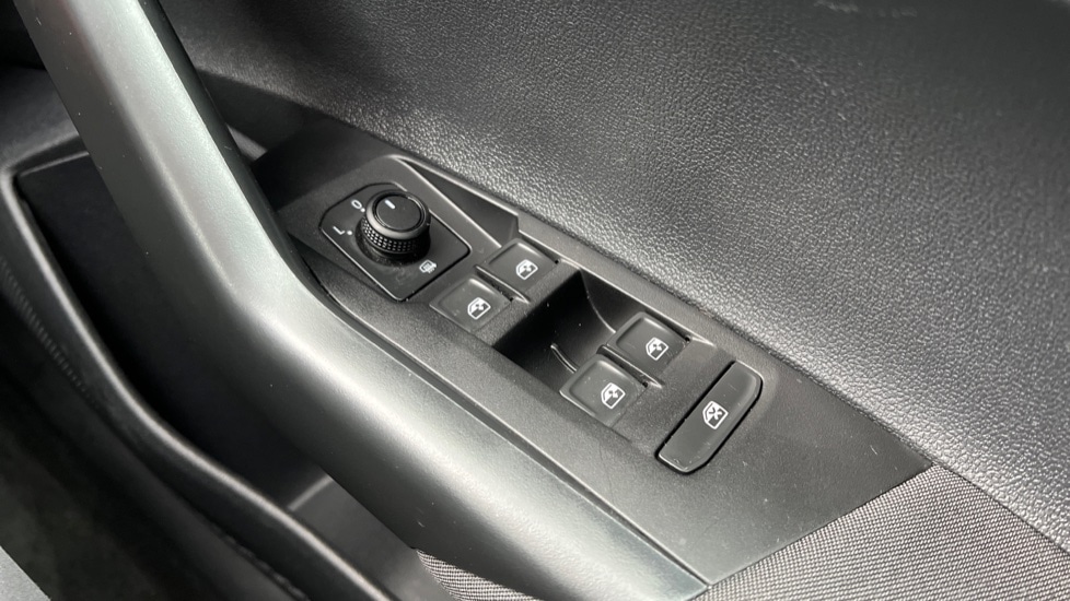 Used Volkswagen Polo 2021 for sale - 76519340: Photo 33