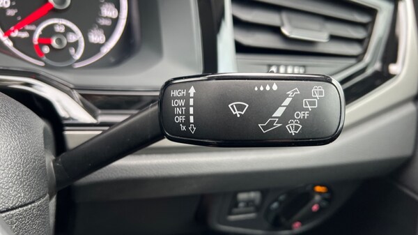Used Volkswagen Polo 2021 for sale - 76015113: Photo 31