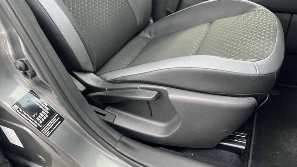 Used Nissan Juke 2023 for sale - 76079468: Photo 32