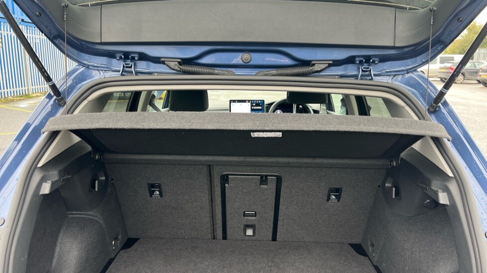 Used Volkswagen Golf 2024 for sale - 76438200: Photo 28