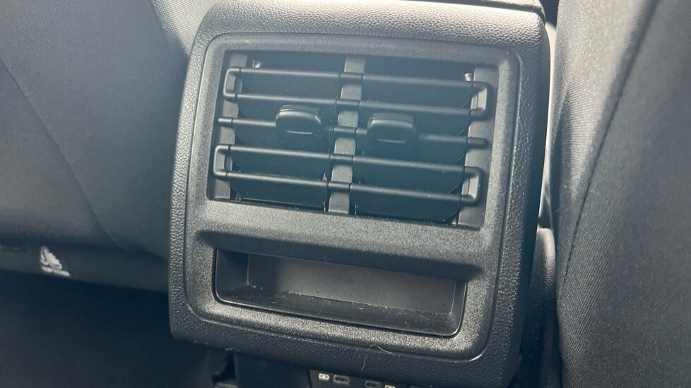 Used Volkswagen Golf 2024 for sale - 76438200: Photo 39