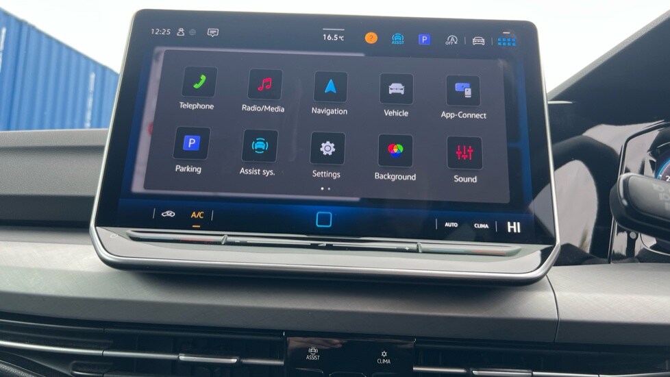 Used Volkswagen Golf 2024 for sale - 76438200: Photo 41