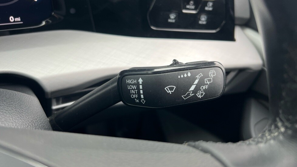 Used Volkswagen Golf 2024 for sale - 76438200: Photo 45