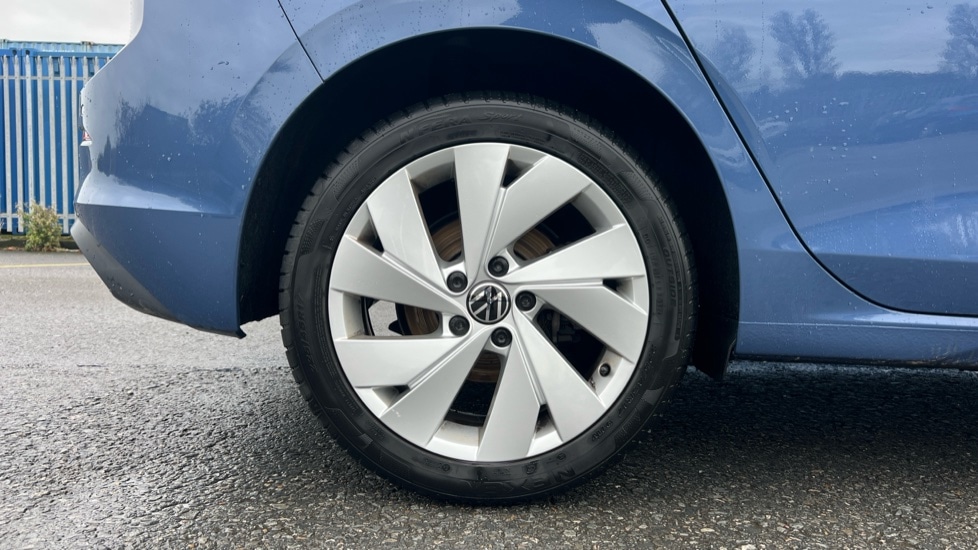 Used Volkswagen Golf 2024 for sale - 76438200: Photo 5