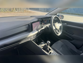 Used Volkswagen Golf 2020 for sale - 76007713: Photo 2