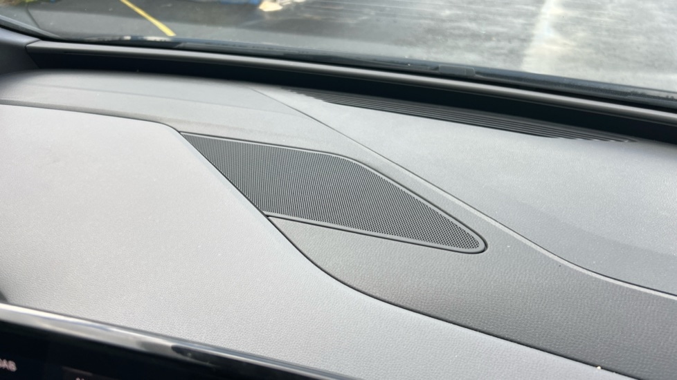 Used Volkswagen ID.3 2022 for sale - 76312026: Photo 60