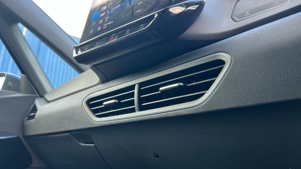 Used Volkswagen ID.3 2022 for sale - 76312026: Photo 70