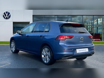 Used Volkswagen Golf 2024 for sale - 76901423: Photo