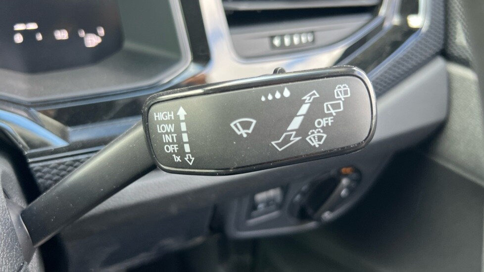 Used Volkswagen Taigo 2025 for sale - 76888849: Photo 31