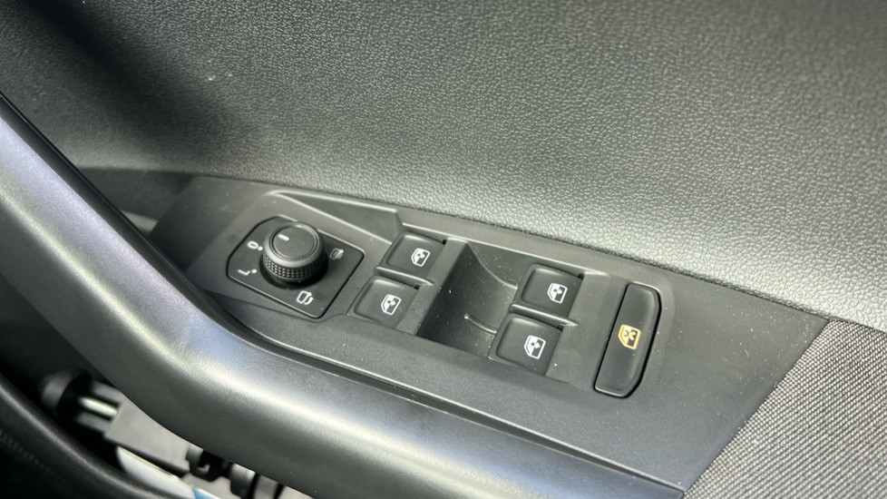 Used Volkswagen Taigo 2025 for sale - 76888849: Photo 42