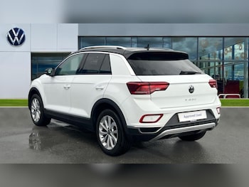 Used Volkswagen T-Roc 2022 for sale - 76826713: Photo