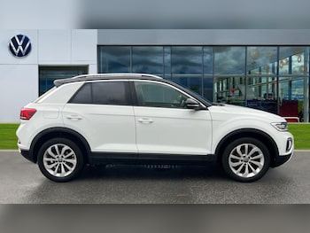 Used Volkswagen T-Roc 2022 for sale - 76826713: Photo