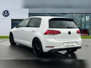 Used Volkswagen Golf 2019 for sale - 76691563: Photo