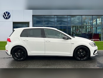 Used Volkswagen Golf 2019 for sale - 76691563: Photo