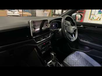 Used Volkswagen T-Roc 2022 for sale - 73771261: Photo