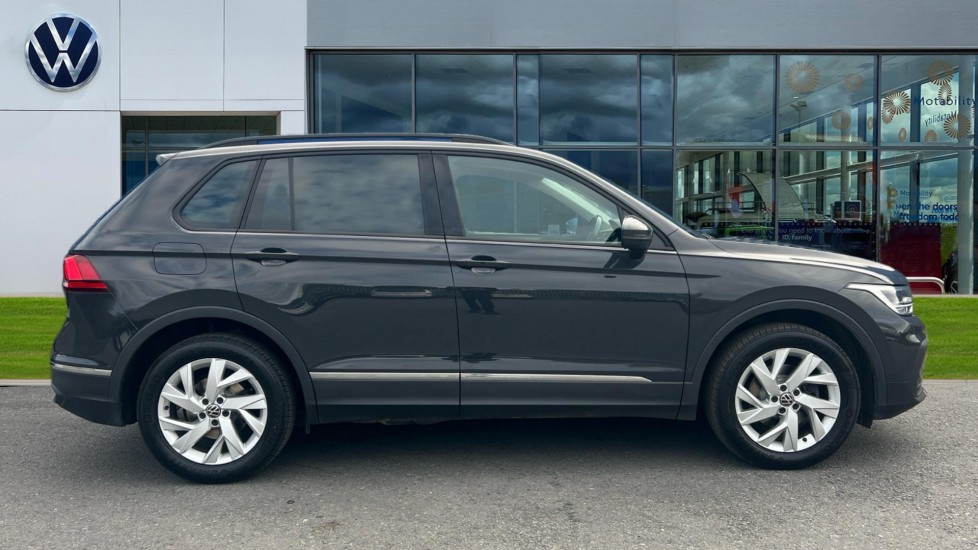 Used Volkswagen Tiguan 2022 for sale - 76475149: Photo 4