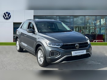 Used Volkswagen T-Roc 2022 for sale - 75618599: Photo