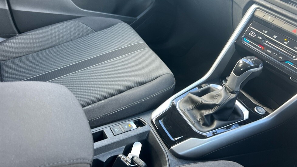 Used Volkswagen T-Roc 2025 for sale - 75472693: Photo 35