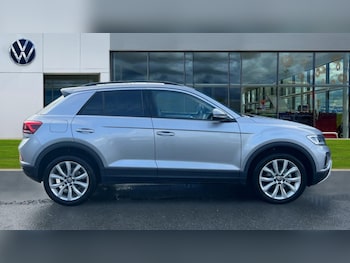 Used Volkswagen T-Roc 2025 for sale - 75472693: Photo