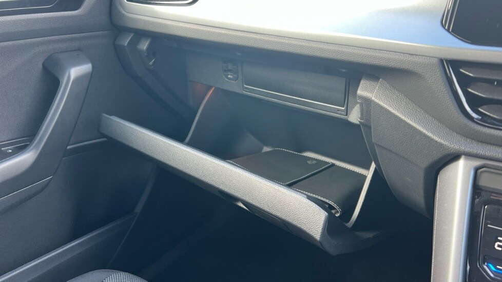 Used Volkswagen T-Roc 2025 for sale - 75472693: Photo 63