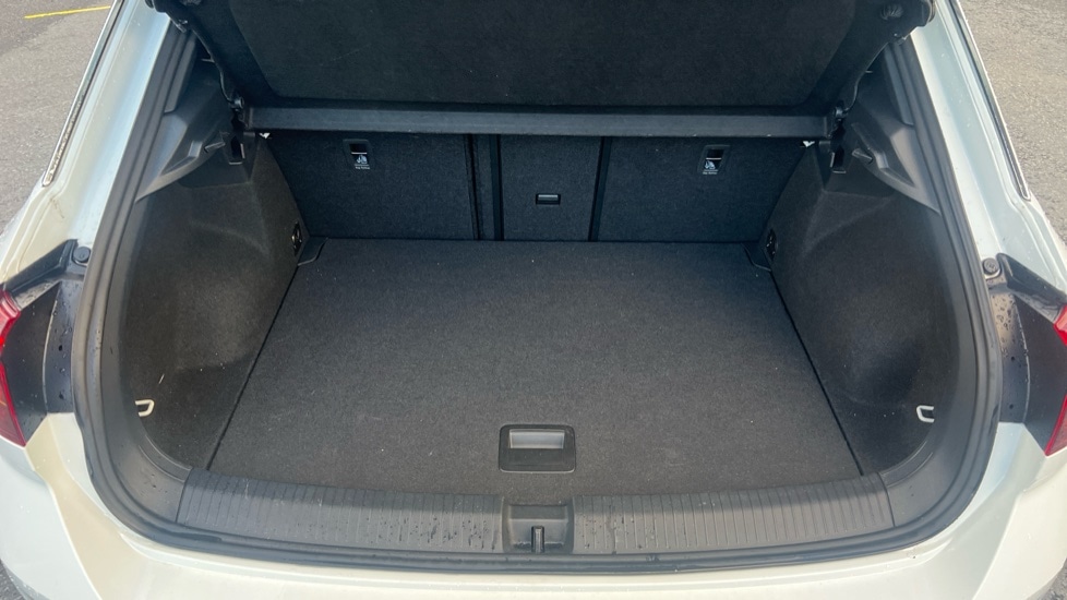 Used Volkswagen T-Roc 2022 for sale - 76311937: Photo 16