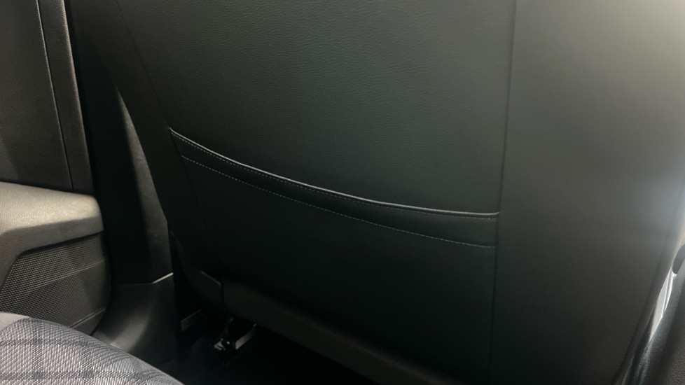 Used Volkswagen T-Roc 2022 for sale - 76311937: Photo 51