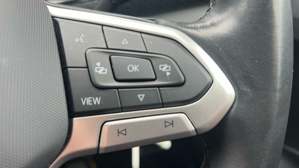 Used Volkswagen T-Cross 2023 for sale - 76420637: Photo 30