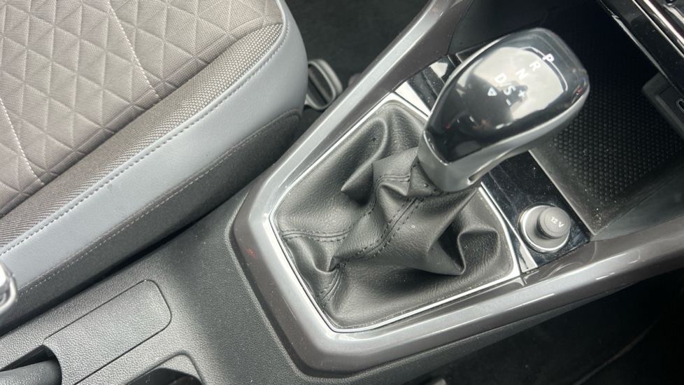 Used Volkswagen T-Cross 2023 for sale - 76420637: Photo 36