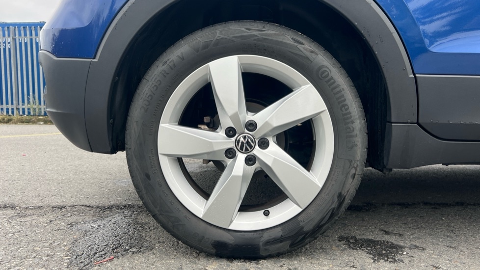 Used Volkswagen T-Cross 2023 for sale - 76420637: Photo 5